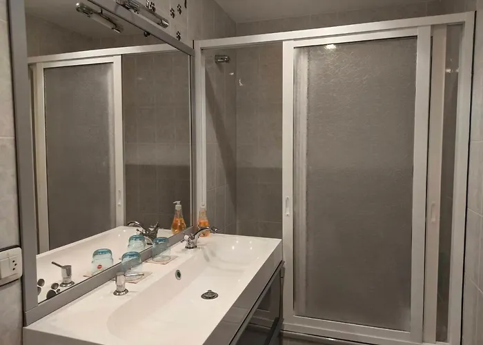 Piso Centrico Con Ascensor Daire *